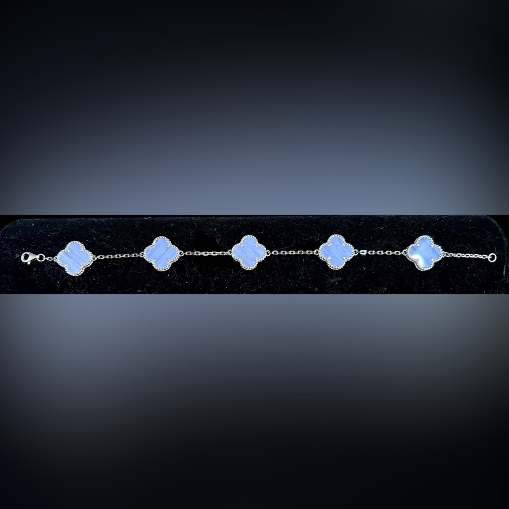 CLOVER & 925 STERLING SILVER Bracelet in Periwinkle Mother Of Pearl 7-8”✨NWOT✨ - Picture 4 of 5